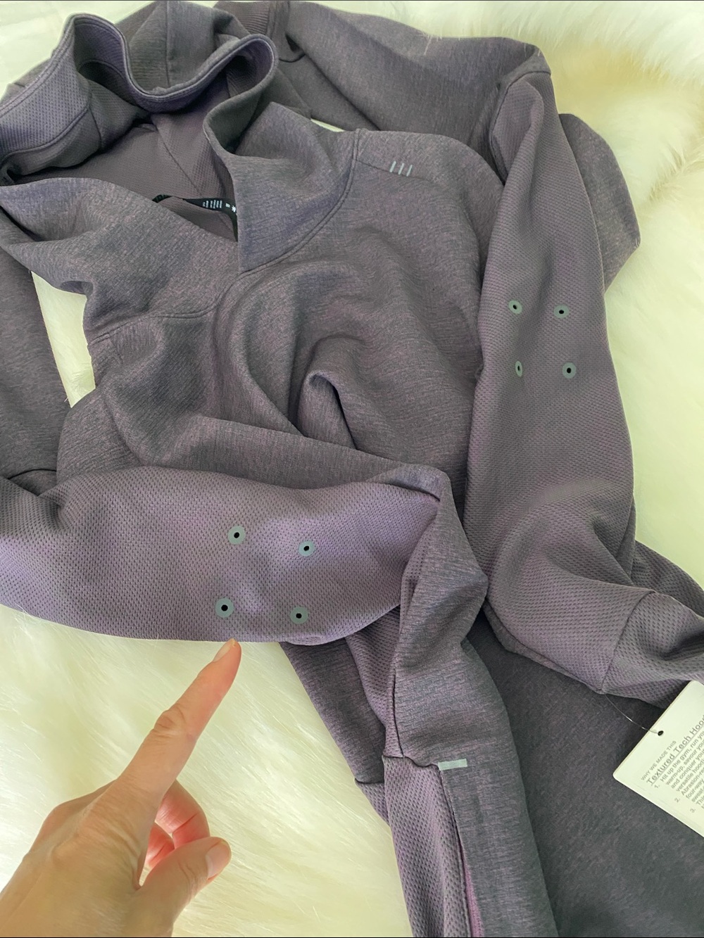 Men's Lululemon Athletica Textured Tech Hoodie in Purple/Charcoal Grey - Picture 8 of 8
